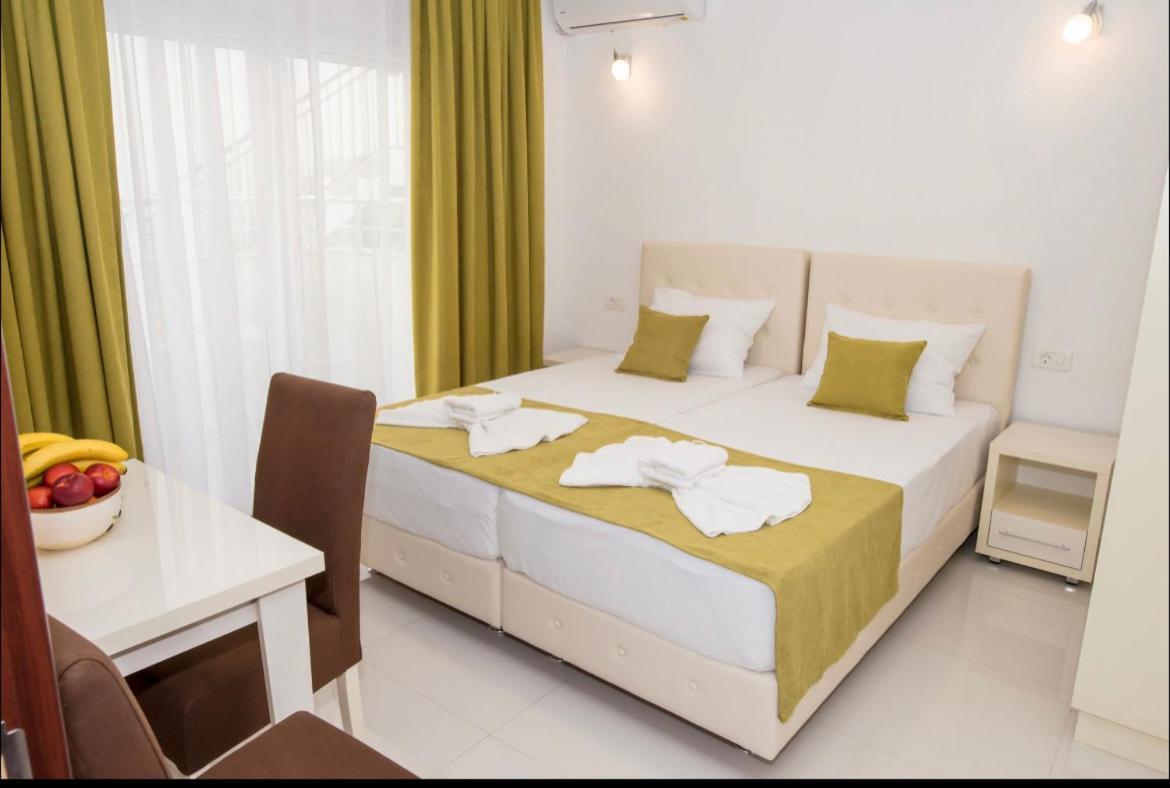 Apartmani Nela Sutomore Esterno foto