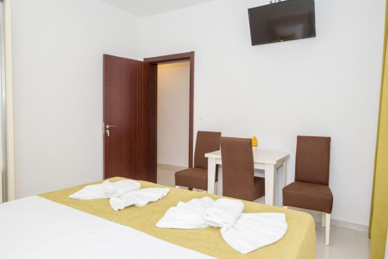 Apartmani Nela Sutomore Esterno foto